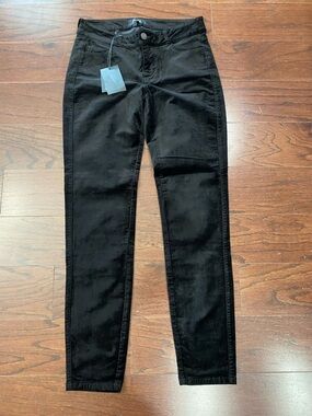 NWT PAIGE VERDUGO ULTRA SKINNY BLACK VELVET JEANS SIZE 28